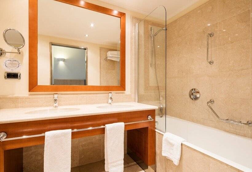 فندق Ilunion Aqua 4