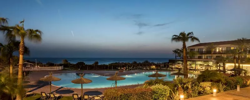 בית מלון כפרי Ilunion Calas De Conil