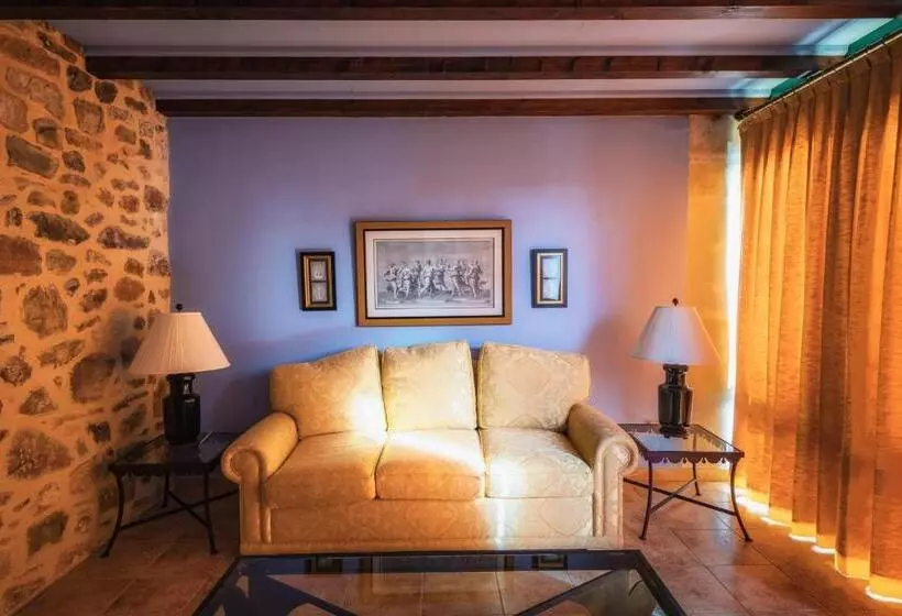 교외 호텔 Posada Fuentes Carrionas