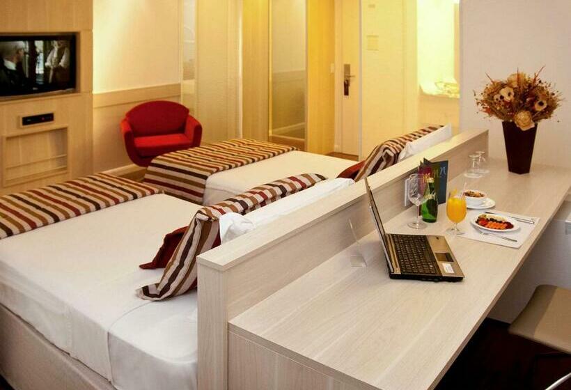Mercure Brasilia Lider