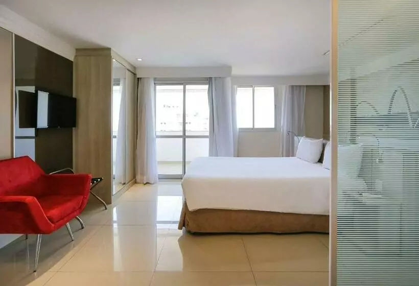 Mercure Brasilia Lider