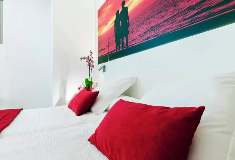 Ca’s Saboners Aparthotel