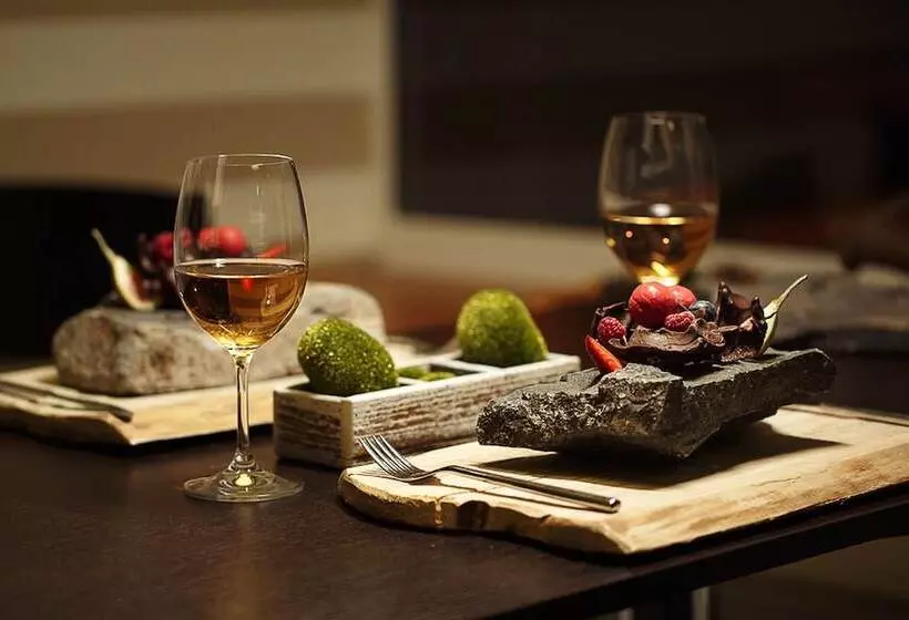 Atrium Hotel   Family Friendly