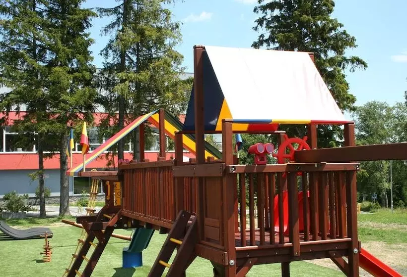 Atrium Hotel   Family Friendly