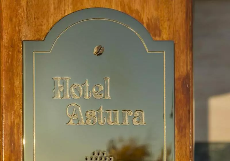 호텔 Astura Palace