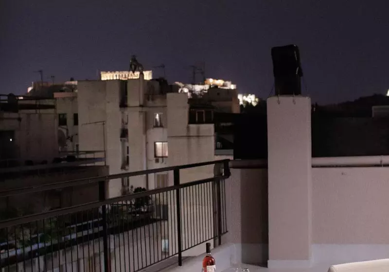 Hotelli Athens Hawks