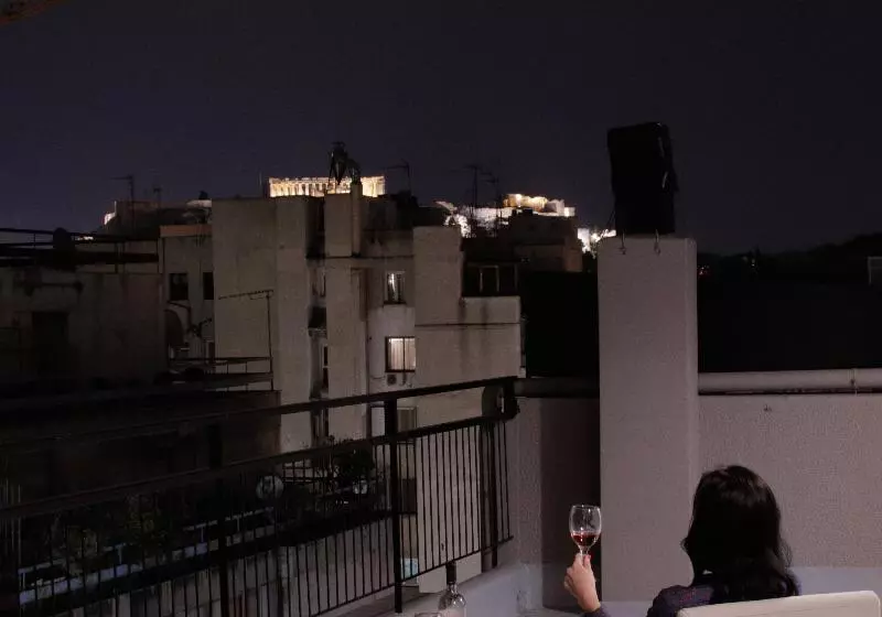 Hotelli Athens Hawks