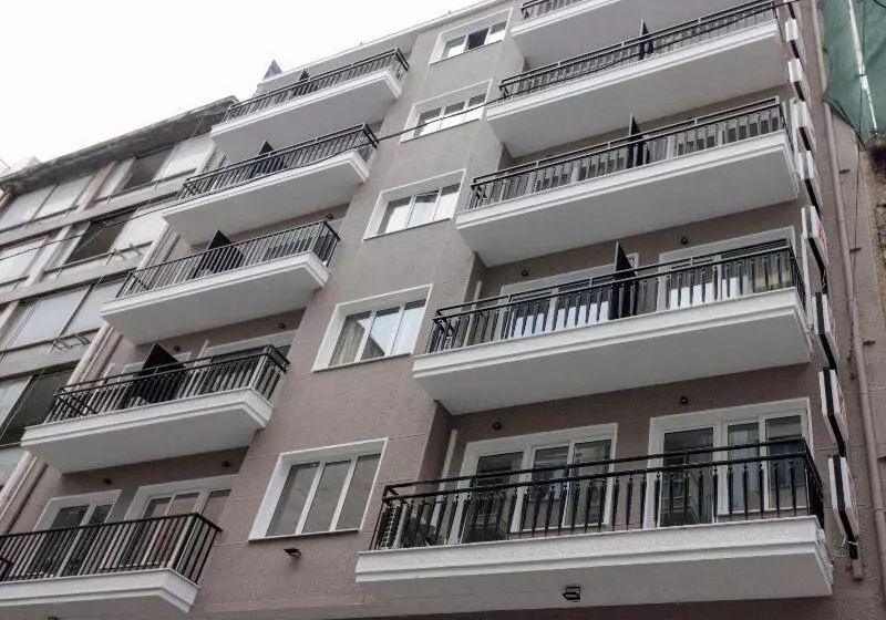 Hotelli Athens Hawks