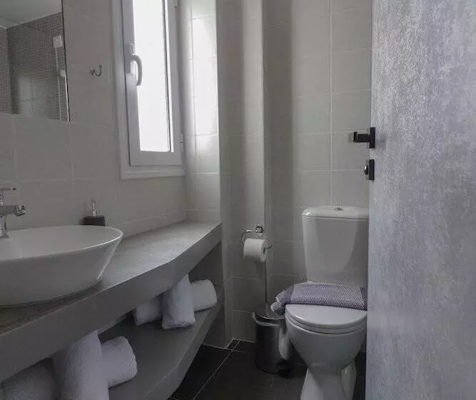 Hotelli Athens Hawks