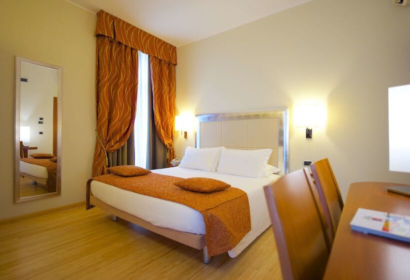 هتل Best Western Crystal Palace