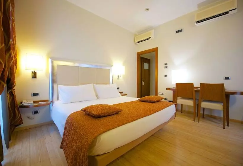 فندق Best Western Crystal Palace