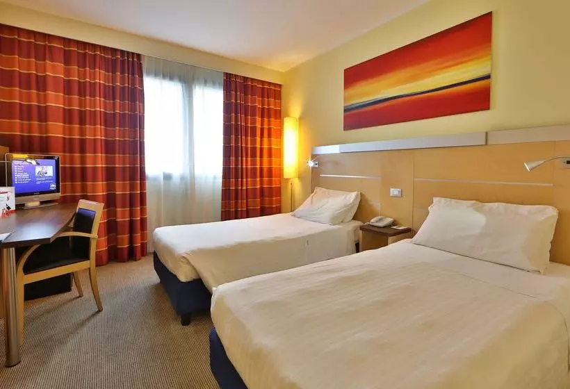 هتل Best Western Palace Inn