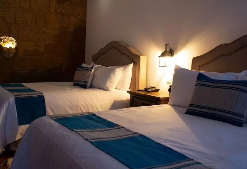 هتل Casa De Adobe Gallery & Luxury Boutique