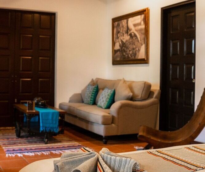 فندق Casa De Adobe Gallery & Luxury Boutique