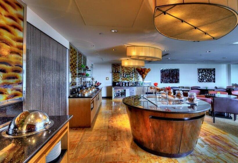 Hotel Cinnamon Grand Colombo