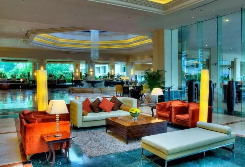 ホテル Cinnamon Grand Colombo