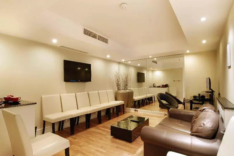 ホテル Grand Royale Hyde Park