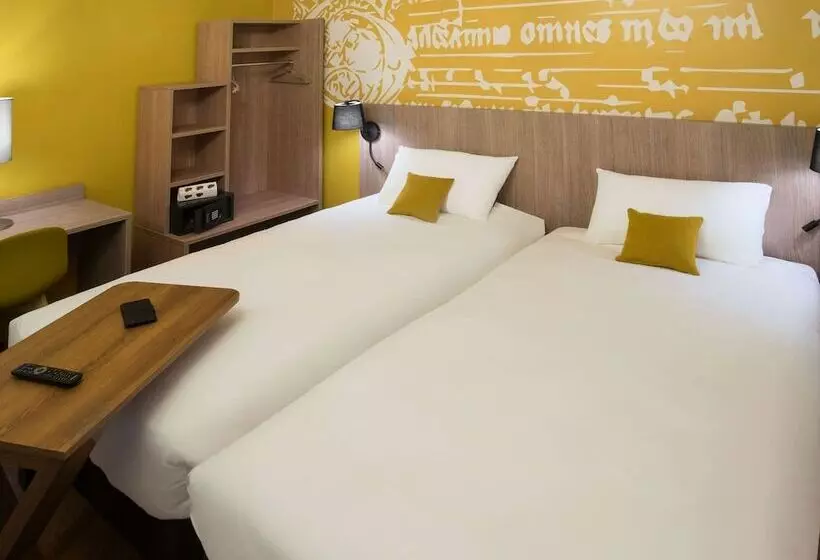 ホテル Ibis Styles Carcassonne La Cité