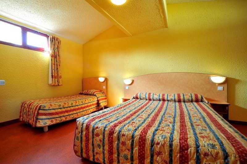 בית מלון כפרי Hôtel & Résidence Nevers Nord / Varennes Vauzelles