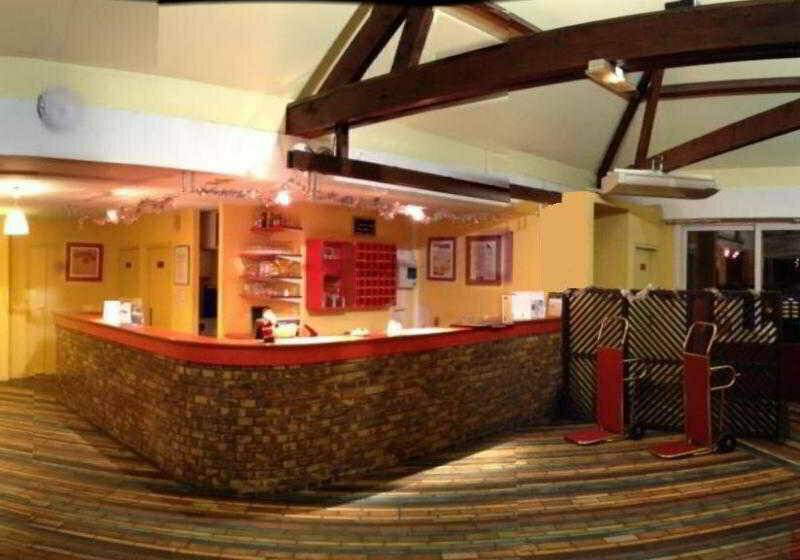 בית מלון כפרי Hôtel & Résidence Nevers Nord / Varennes Vauzelles