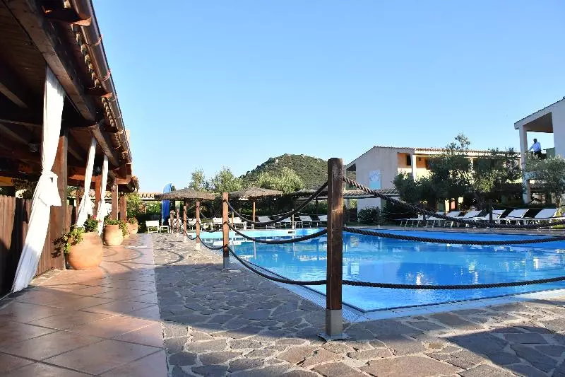 Ih Hotels Le Zagare Resort
