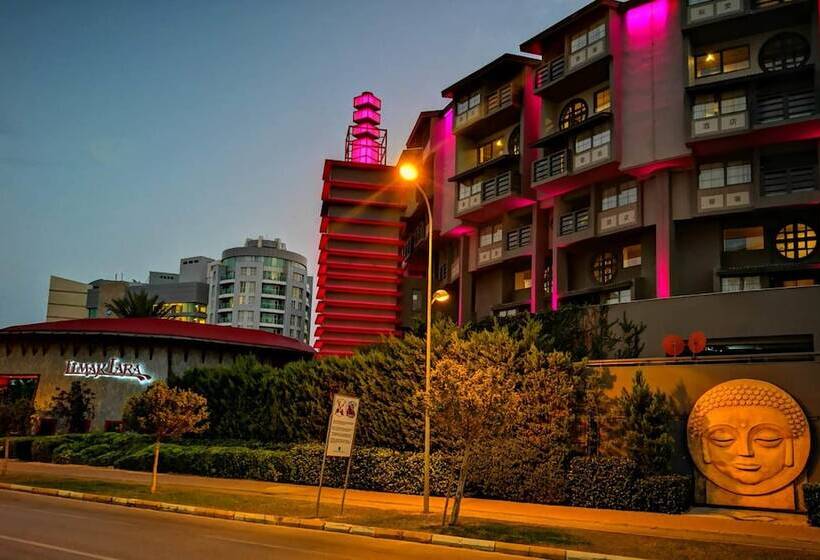 Limak Lara Deluxe Hotel & Resort Antalya