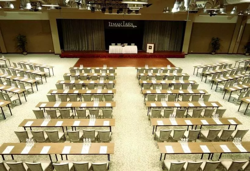 Limak Lara Deluxe Hotel & Resort Antalya