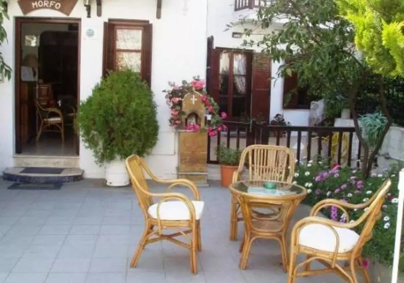 호텔 Pettite Morfo