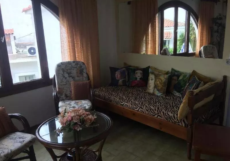 호텔 Pettite Morfo