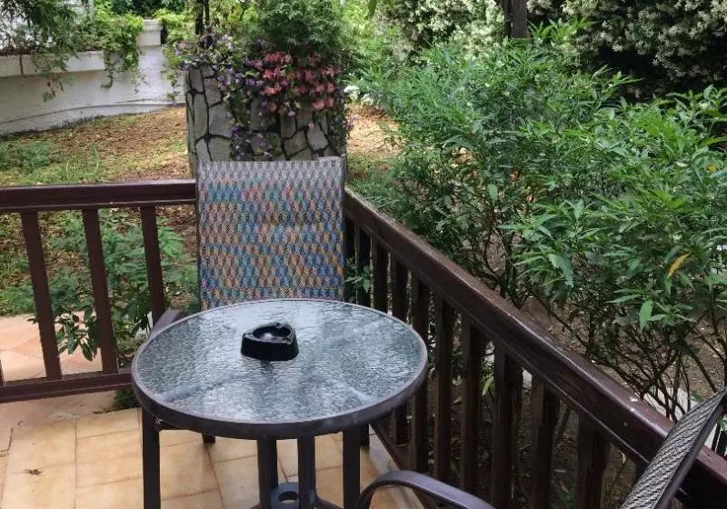 호텔 Pettite Morfo