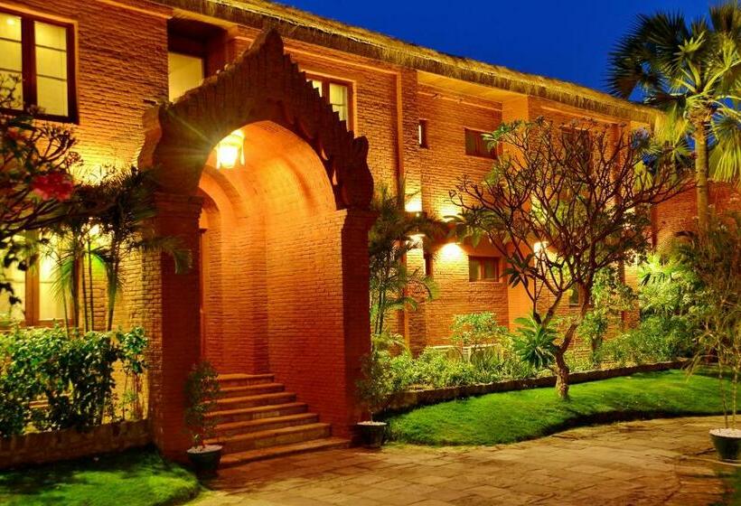هتل Myanmar Treasure Resort Bagan