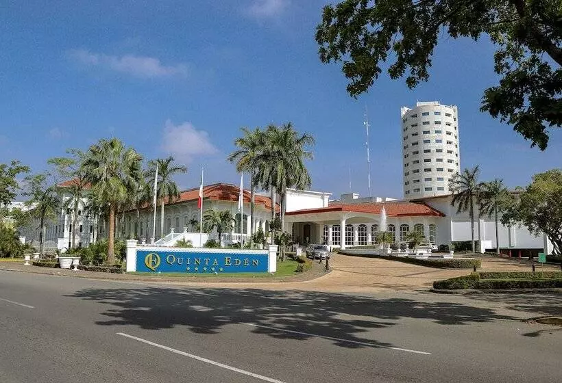 هتل Quinta Eden Villahermosa