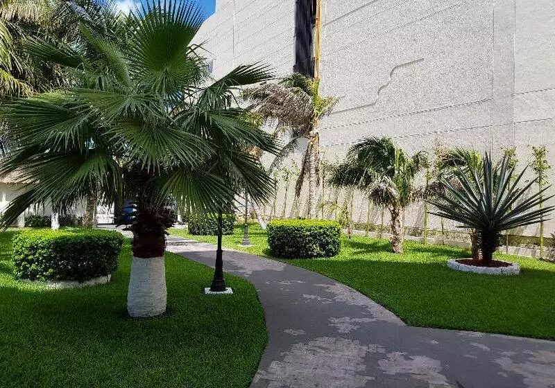 Hotel Salvia Cancun Aparts