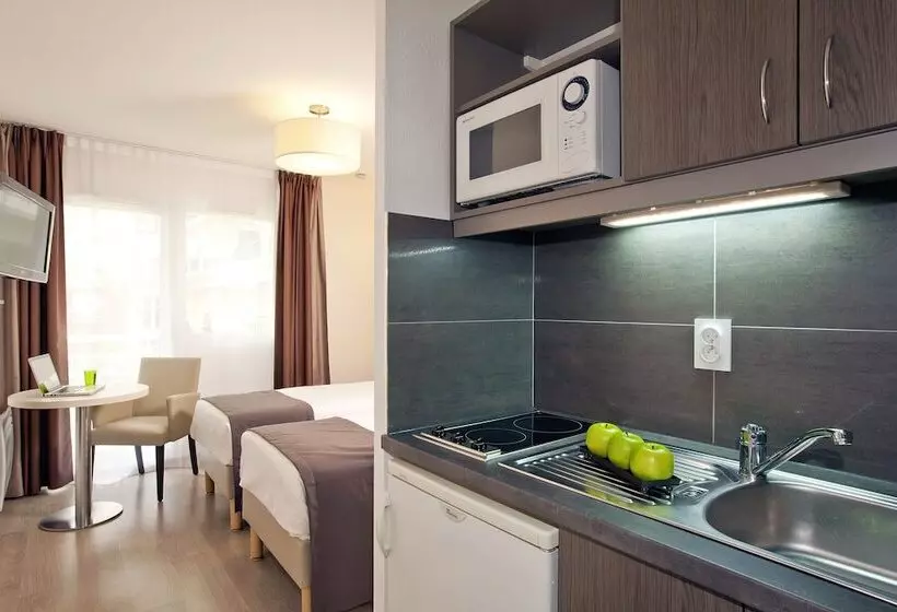 Hotel Sejours & Affaires Courbevoie Grande Arche