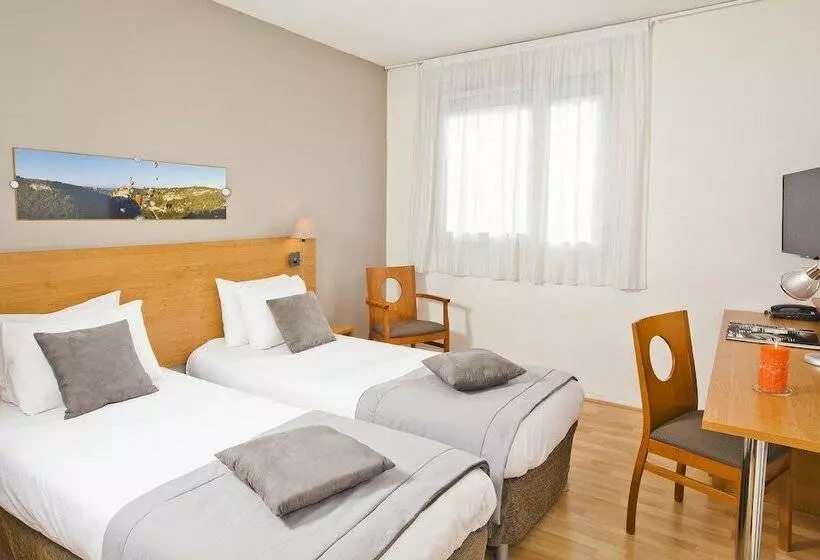 هتل Sejours & Affaires Toulouse De Brienne