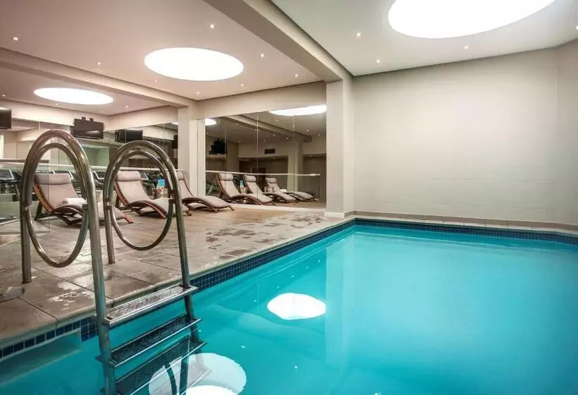 호텔 Southern Sun Cape Sun