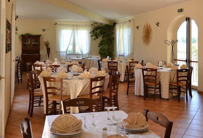 בית מלון כפרי Tanca Irde