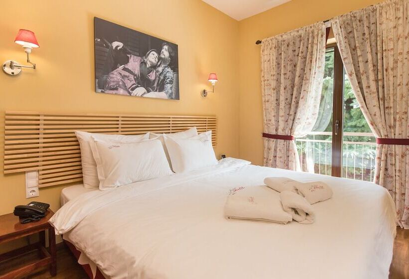 Theatro Hotel Odysseon