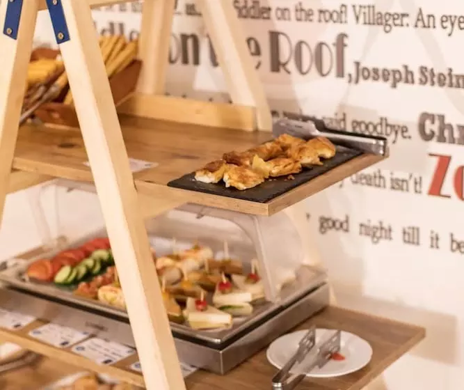 Theatro Hotel Odysseon