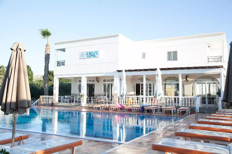 酒店 Zeus