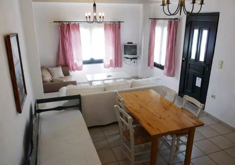 Paradissia Apartments