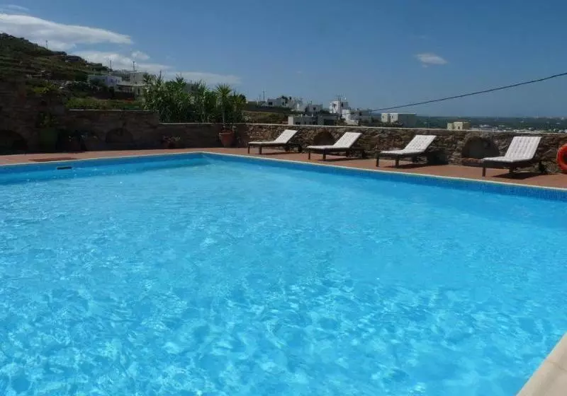 Paradissia Apartments