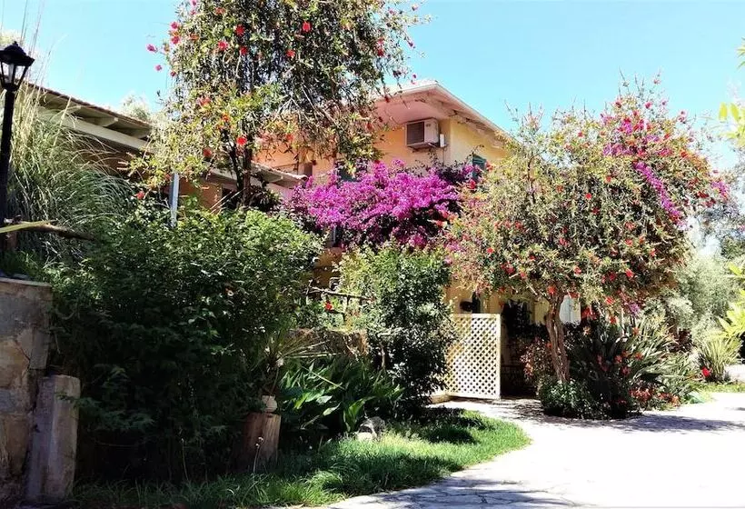 Philippos Hotel Apartments