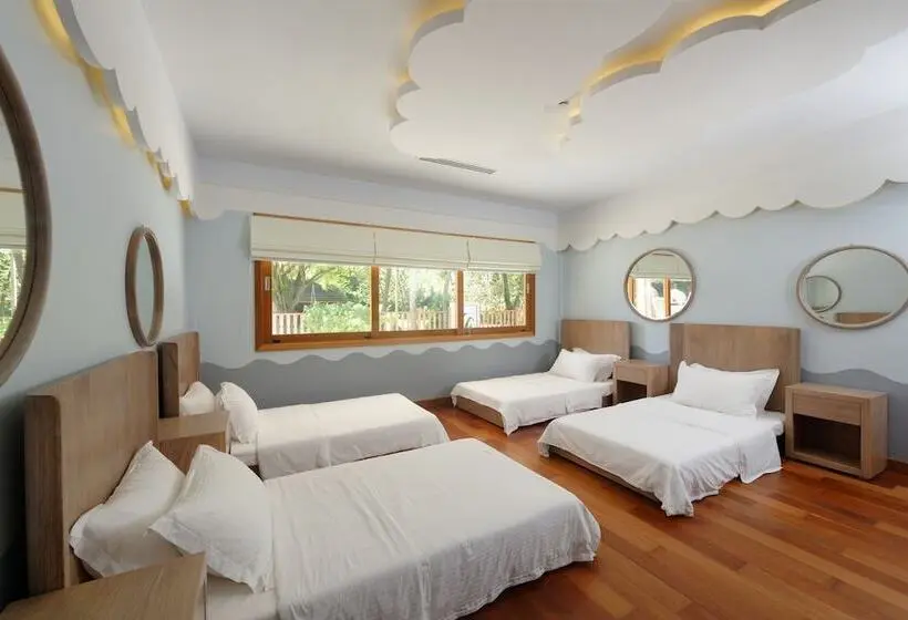 استراحتگاه Villa Nautica at Paradise Island