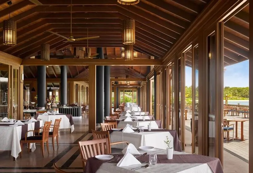 استراحتگاه Villa Nautica at Paradise Island