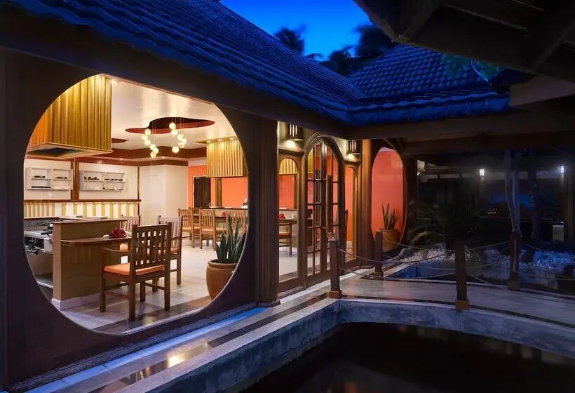 استراحتگاه Villa Nautica at Paradise Island