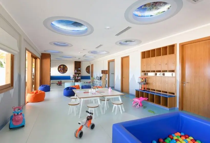 استراحتگاه Villa Nautica at Paradise Island
