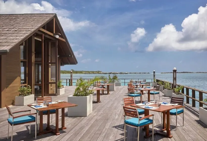 استراحتگاه Villa Nautica at Paradise Island