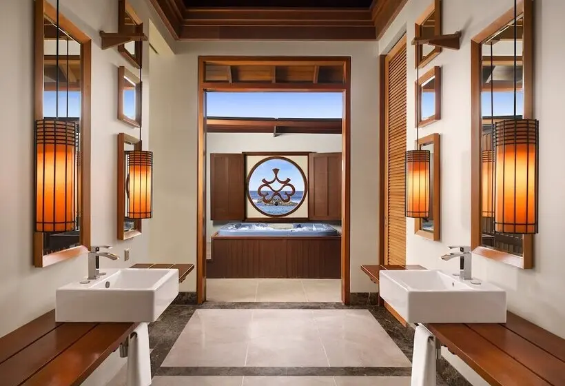 استراحتگاه Villa Nautica at Paradise Island
