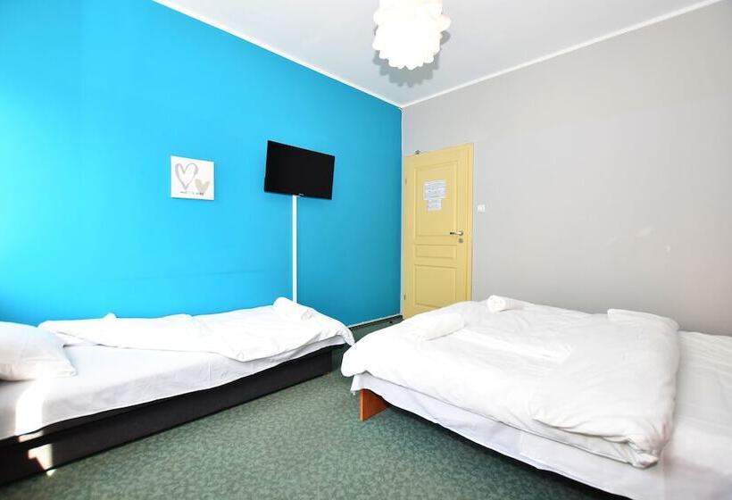 Dukes Hostel   Pokoje Prywatne, Rynek